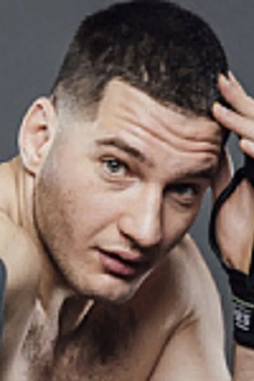 Paweł Biernat interpretando a Self