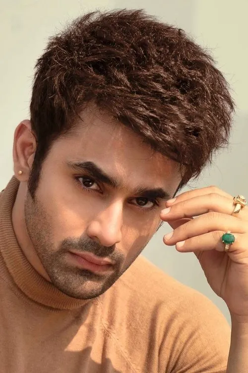 Pearl V Puri — personaje: Raghbir Malhotra