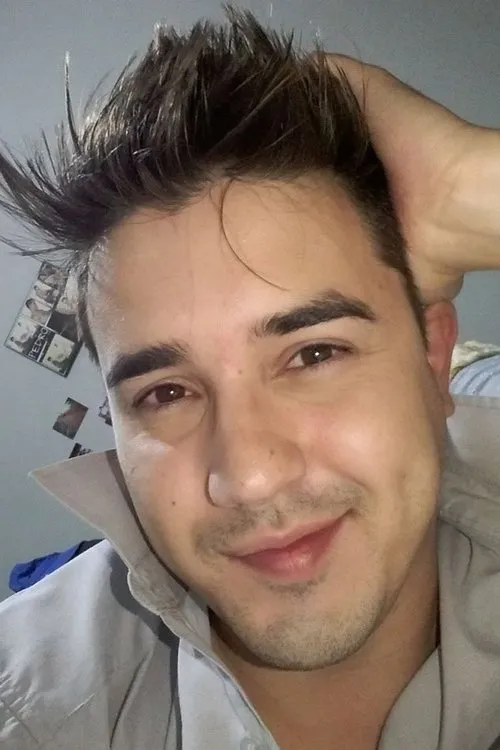 Pedro de Sá interpretando a Renato