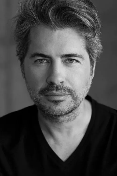 Pedro Gorgia interpretando a Rui