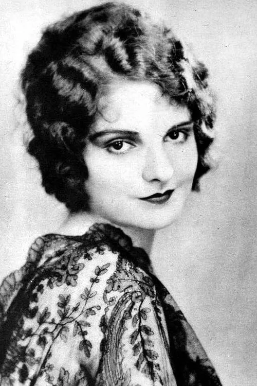 Peggy Shaw interpretando a Ann Crawford