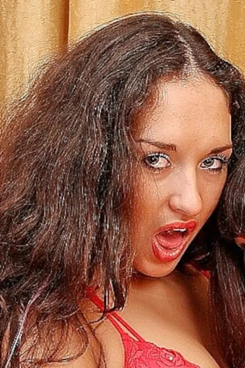 Delphina ha trabajado con Penelopa en 1 ocasiones