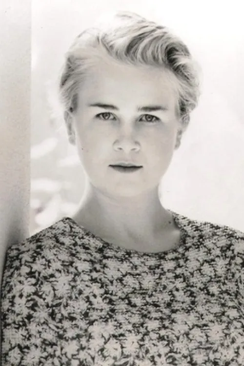 Rusty Gilligan ha trabajado con Penelope Sudrow en 1 ocasiones