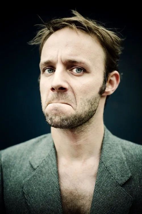 Pepijn Caudron interpretando a Rudolf