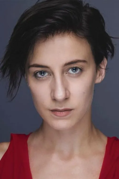 Henry Zaga ha trabajado con Perla Ambrosini en 1 ocasiones