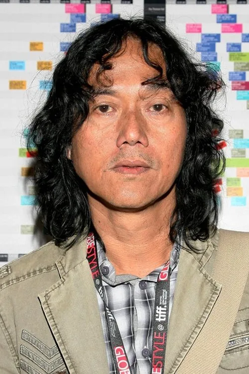 Perry Dizon interpretando a Uncle Fernando