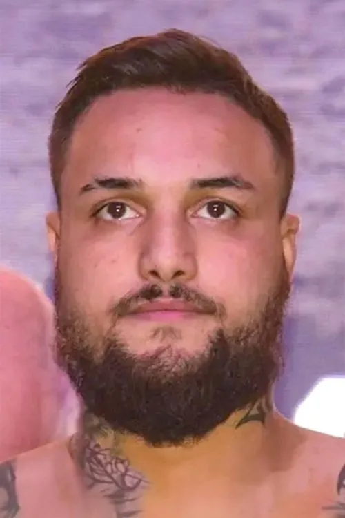 Petar Aleksandrov interpretando a Self