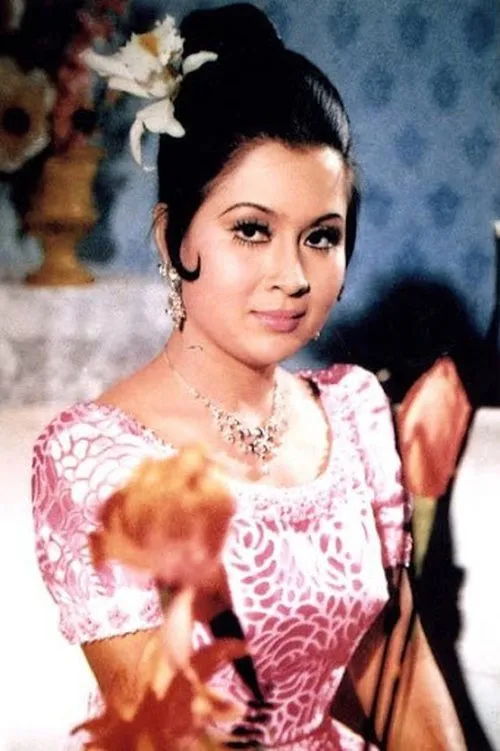 Orasa Isarangkul ha trabajado con Petchara Chaowarat en 2 ocasiones