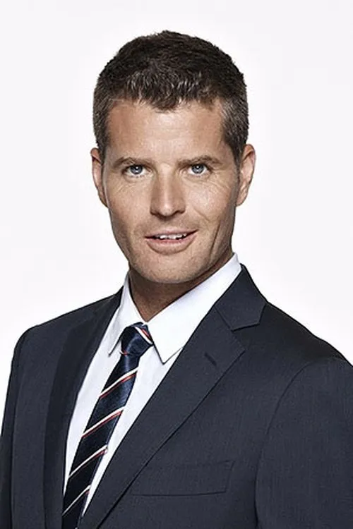 Pete Evans — personaje: Himself - Judge