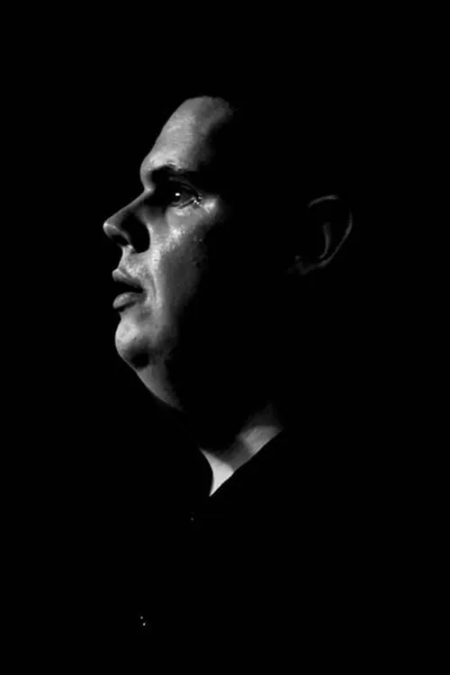 Colin Bass ha trabajado con Pete Jones en 2 ocasiones