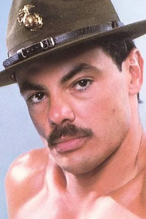 Peter Barrie interpretando a (segment 