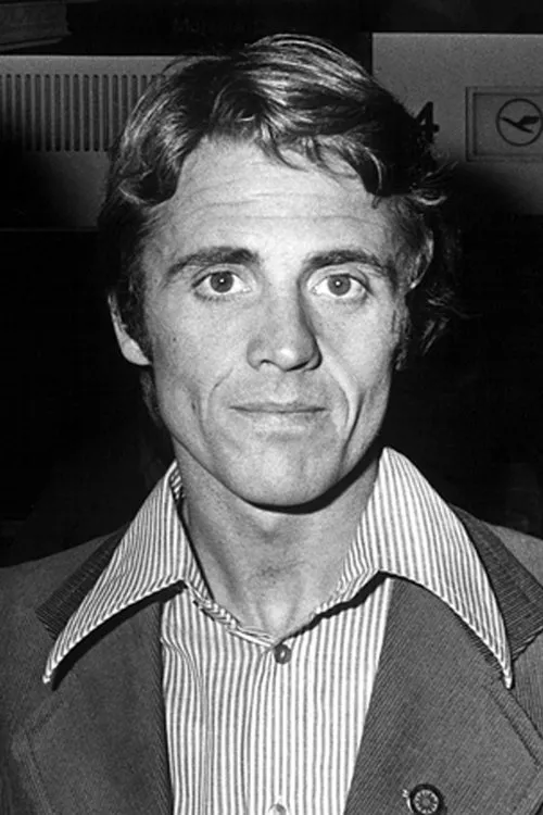 Peter Habeler interpretando a Self