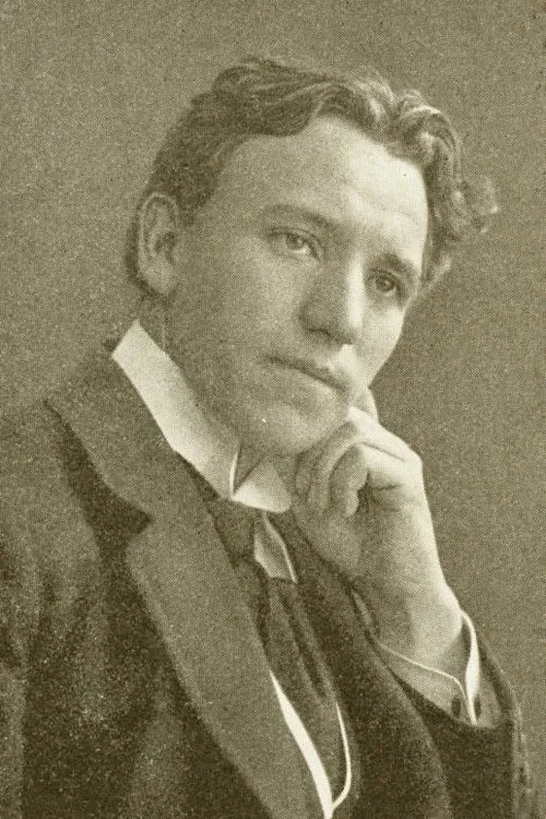 Peter Kjær interpretando a Skurk