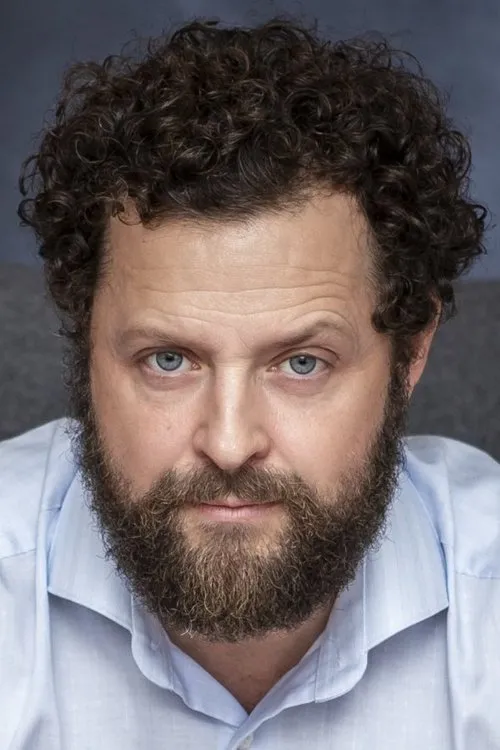 Peter Pilegaard interpretando a Fix