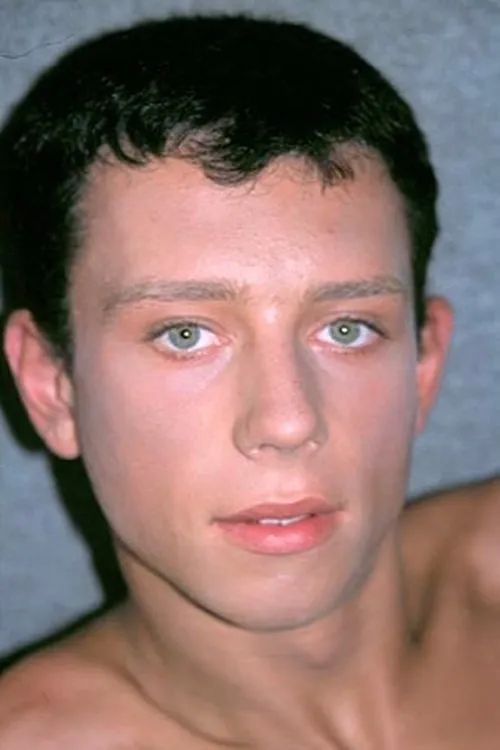 Jude Lowe ha trabajado con Peter Sangaut en 4 ocasiones