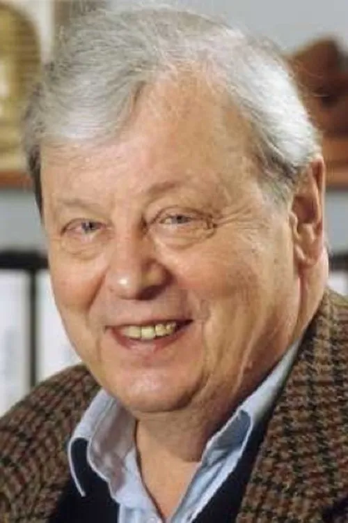 Friedrich G. Beckhaus ha trabajado con Peter Schiff en 8 ocasiones