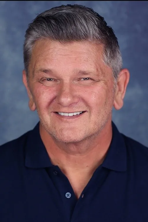 Peter Watson en su biografía y filmografía