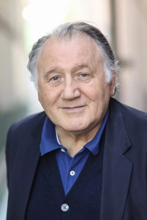 Otto Muehl ha trabajado con Peter Weibel en 3 ocasiones