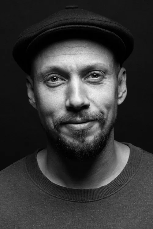 Andreas af Enehielm ha trabajado con Petja Lähde en 1 ocasiones