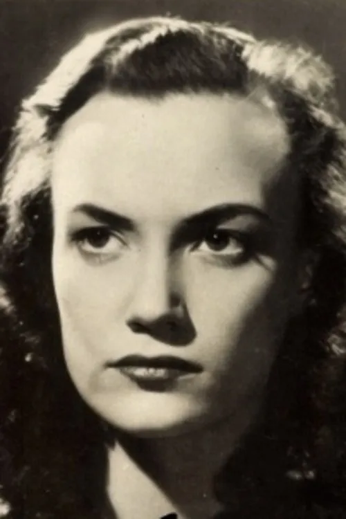 Petra Peters interpretando a Nurse