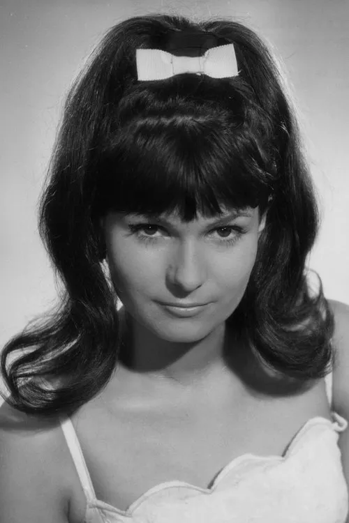 Gitta Zeidler ha trabajado con Petra von der Linde en 1 ocasiones