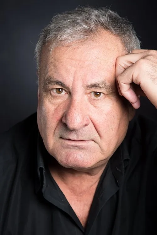 Yann Aspirot ha trabajado con Petre Nicolae en 1 ocasiones