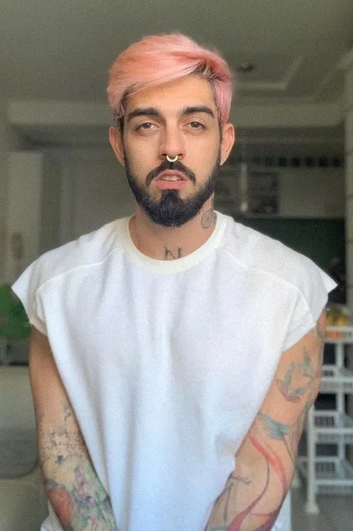 Pedro Toscano ha trabajado con Peu Queiroga en 1 ocasiones