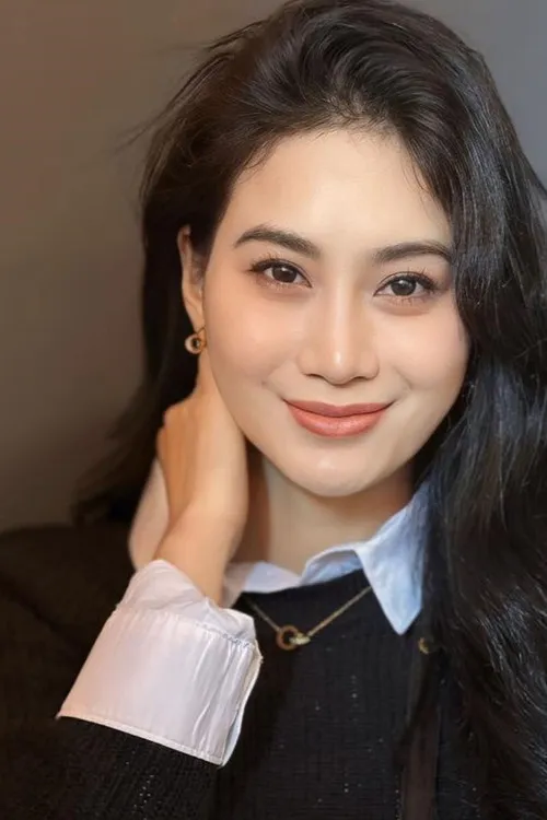Phi Ngọc Ánh — personaje: Main