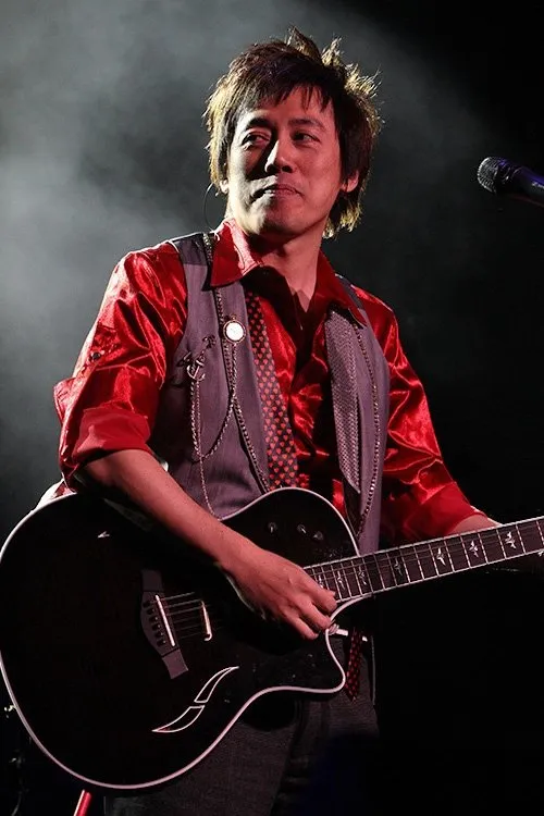 Fredrik Yderström ha trabajado con Phil Chang en 1 ocasiones