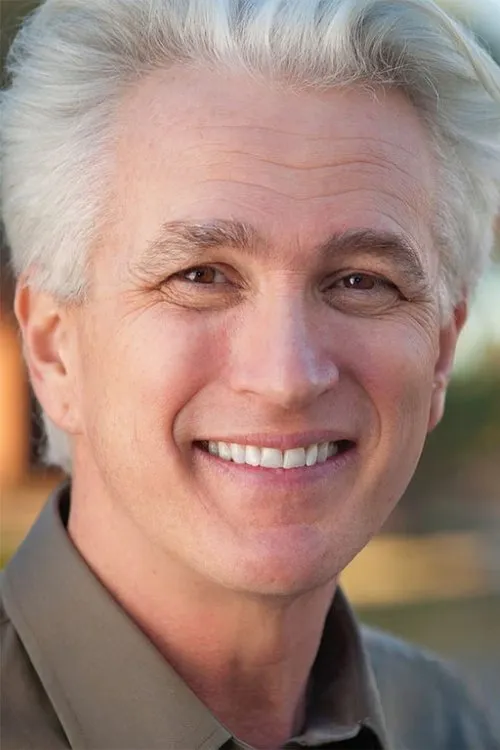 Foto de perfil del actor Phil Hubbard en el reparto