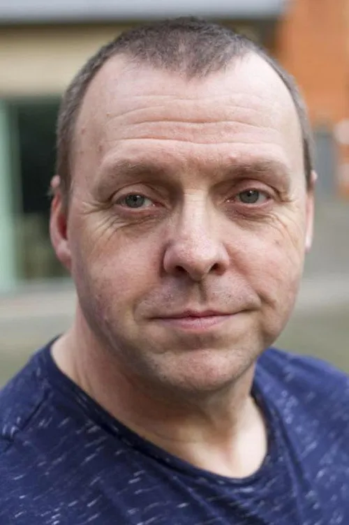 Philip Scott-Shurety interpretando a The Ferryman