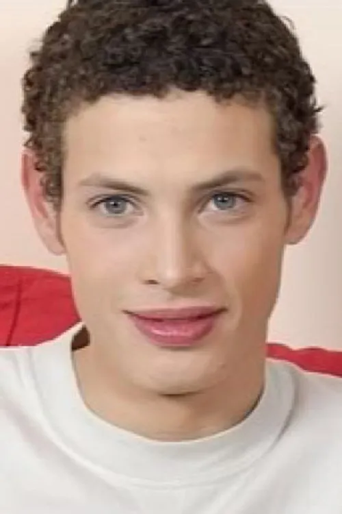 Philip interpretando a (archive footage)