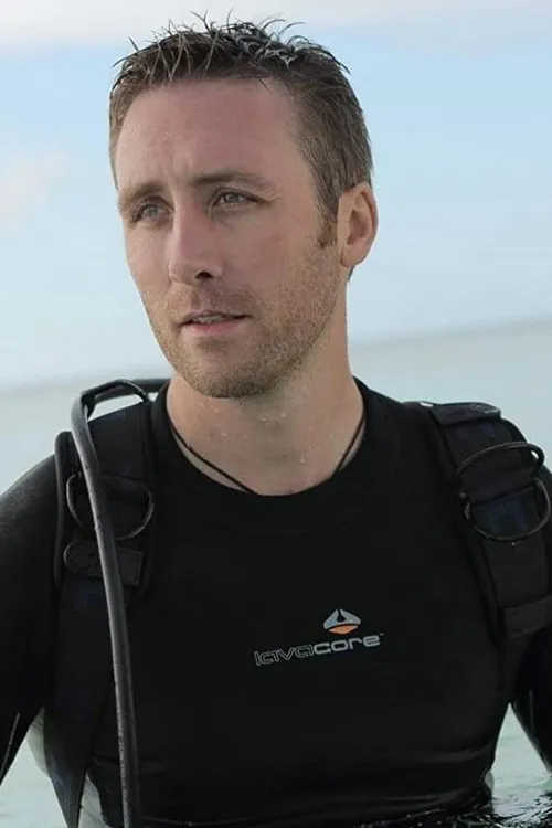 Philippe Cousteau Jr. interpretando a Self