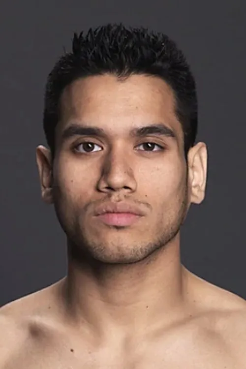 Phillipe Nover interpretando a Self