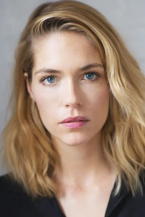 Nadine Wrietz ha trabajado con Pia Mechler en 2 ocasiones