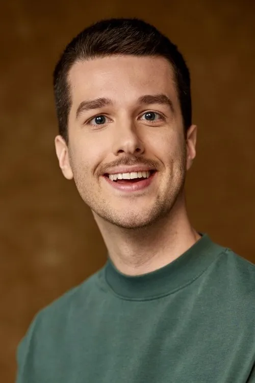 Pierre-Yves Roy-Desmarais — personaje: Comédien principal