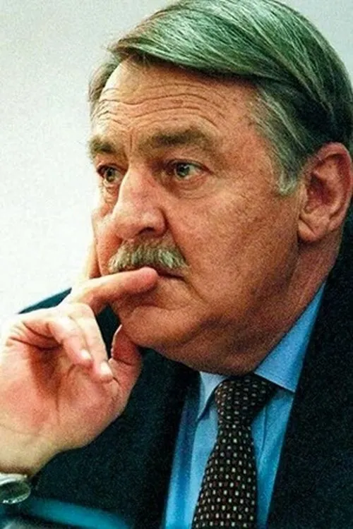 Pik Botha en su biografía y filmografía
