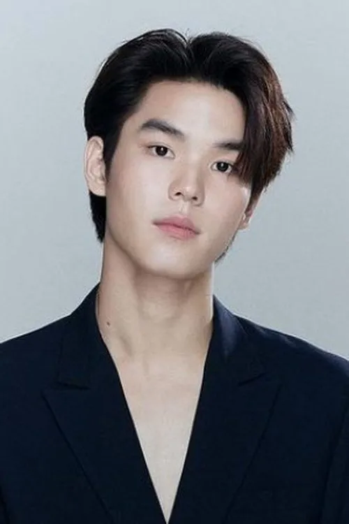 Ping Krittanun Aunchananun interpretando a Chen Nhai