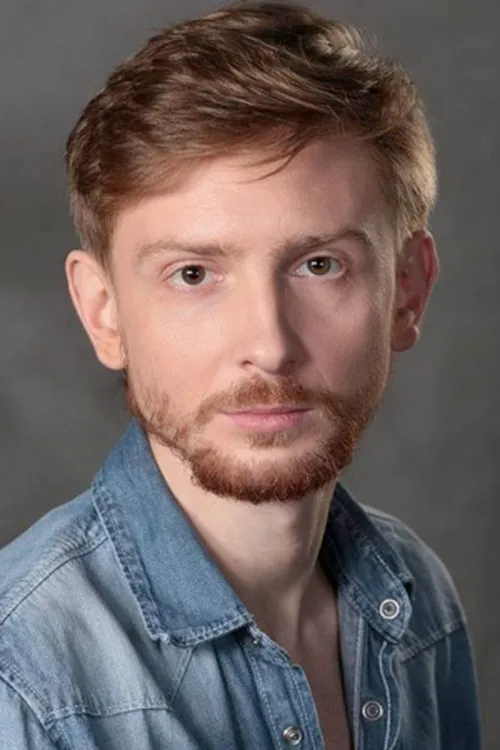 Piotr Biedroń interpretando a Kamil