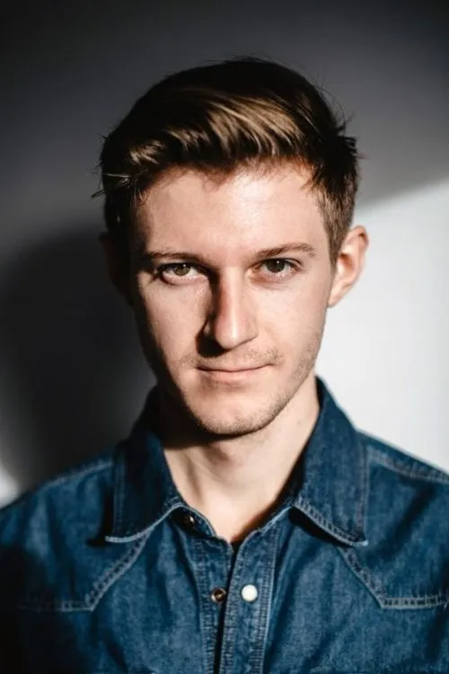 Vu Le Hong ha trabajado con Piotr Jeleń en 1 ocasiones