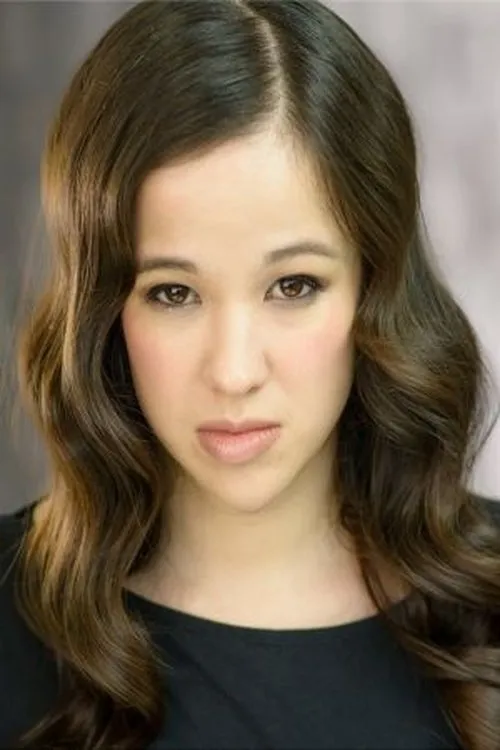 Pixie Le Knot interpretando a Chrissie