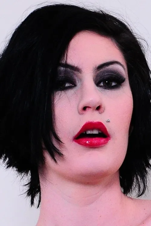 Pixie Pearl interpretando a 