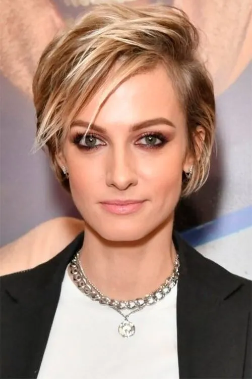 ?????? ??????? ha trabajado con Полина Максимова en 1 ocasiones