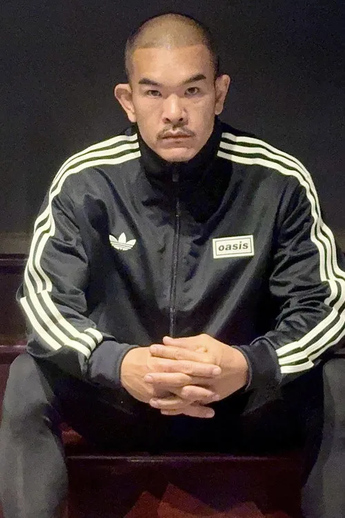 Ray MacDonald ha trabajado con Pongpat Pathumsuwan en 1 ocasiones