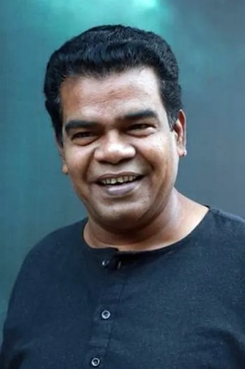 Ponnambalam interpretando a Annachi's Henchman