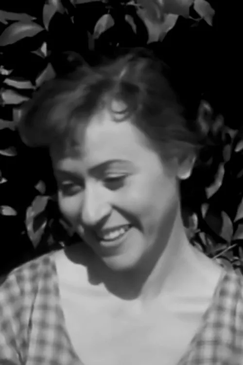 Popi Papadaki interpretando a Maritsa