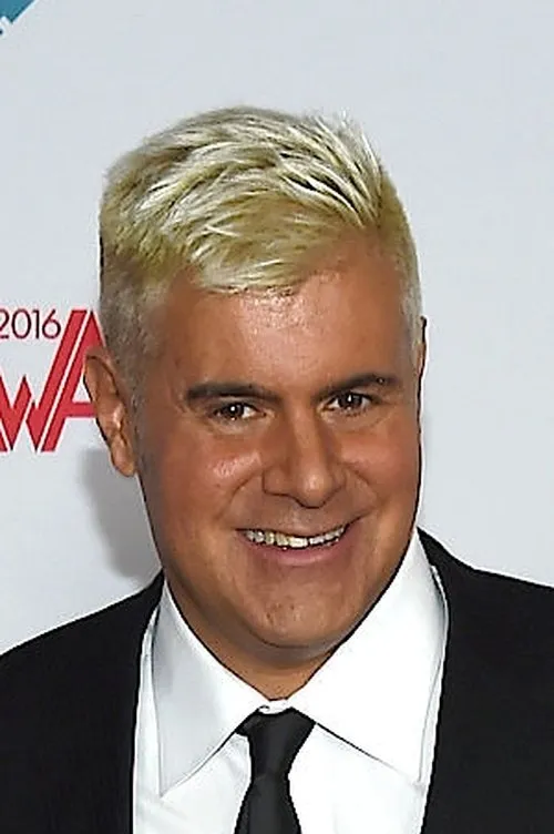 Porno Dan interpretando a 