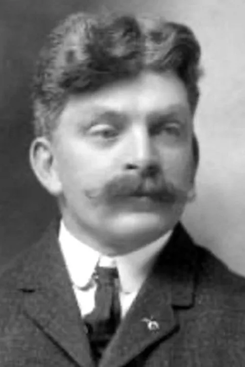 Porter Strong interpretando a Romeo Washington