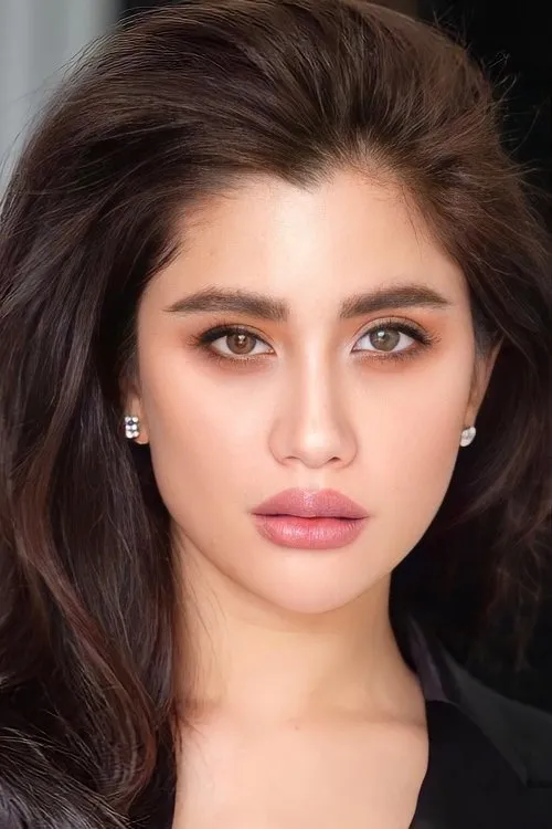 Richard Gunn ha trabajado con Praiya Suandokmai en 1 ocasiones