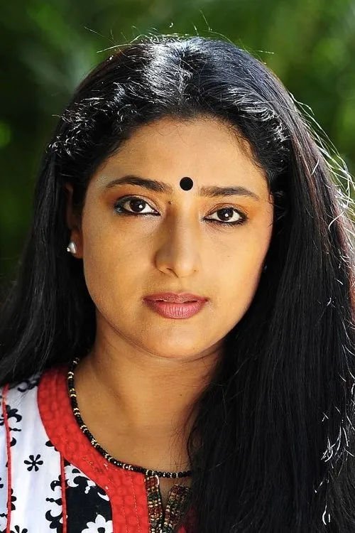 Mona Kakade ha trabajado con Praveena en 2 ocasiones